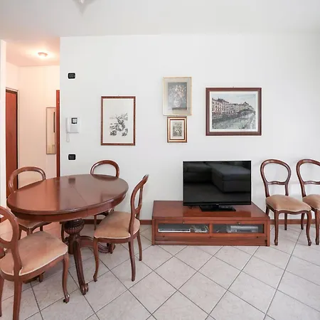 Grandmother's House By Interhome Апартаменты Лавено